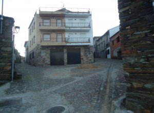 Luminosa desnudez.